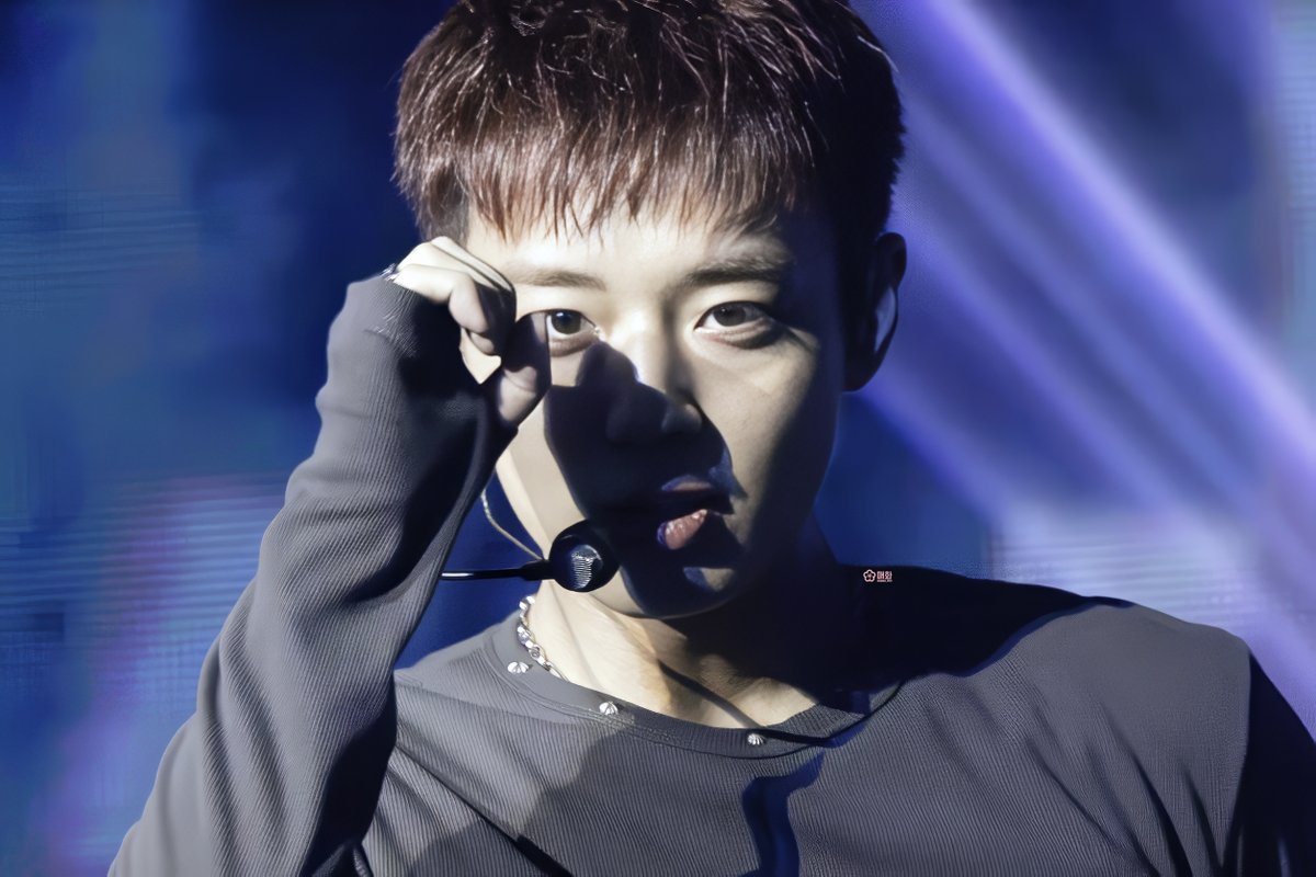 mayhwa_0529's tweet photo. 260913 RE:FLECT ENCORE CONCERT IN SEOUL  

👁️👁️👌

#박지훈 #parkjihoon https://t.co/bucqYKclAU