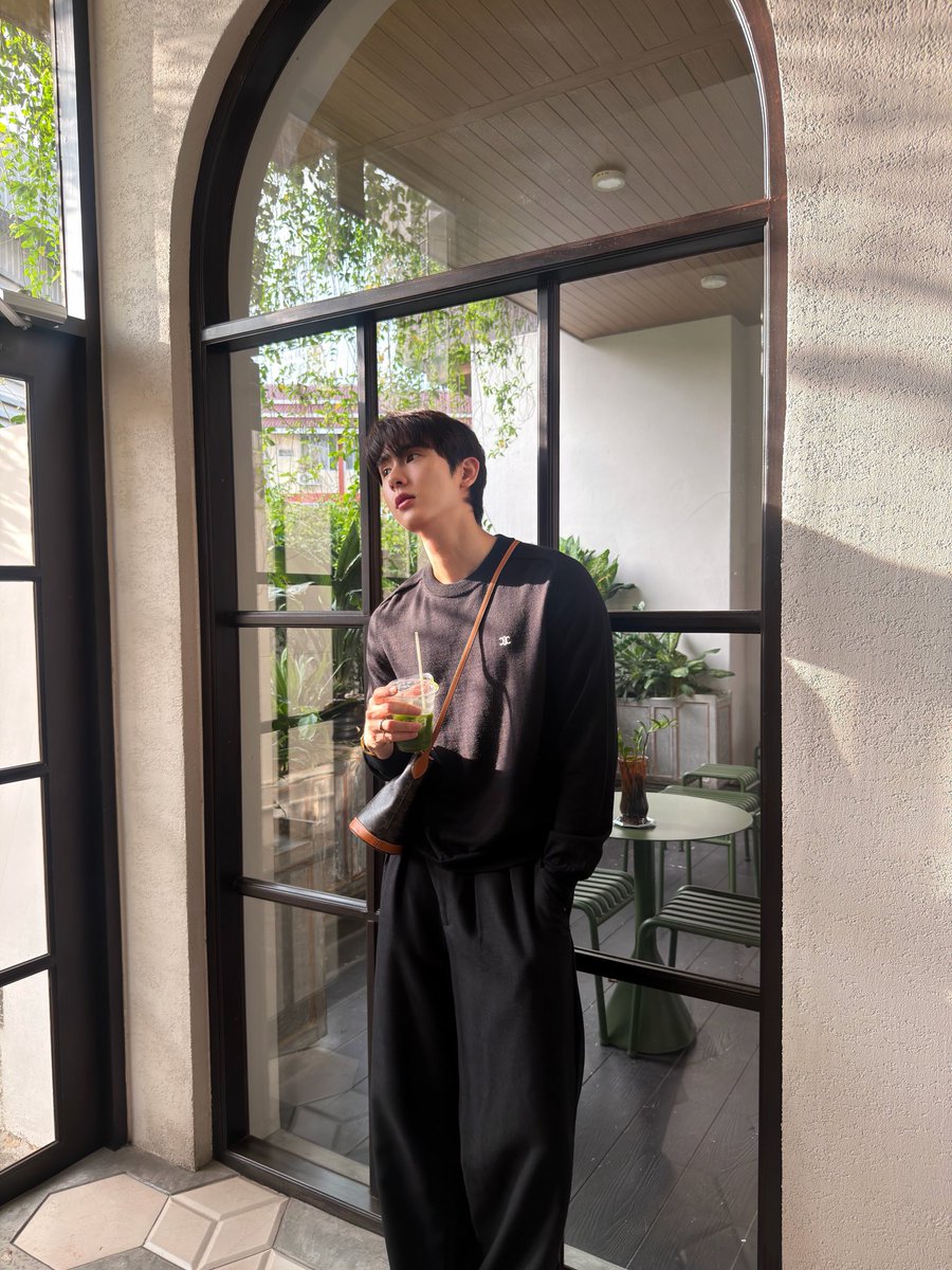 BookArea_01's tweet photo. เช้าวันหยุด แฮปปี้ 

#kasibook @kasibook https://t.co/PE12ldcblF