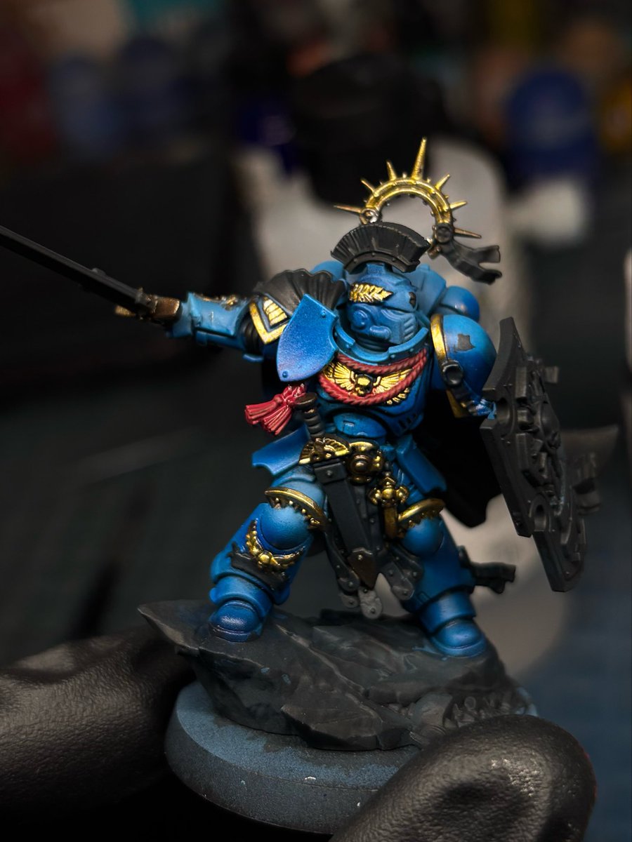 shans40k's tweet photo. My first mini vs my latest in 9 months!! https://t.co/HbEMRckXRx