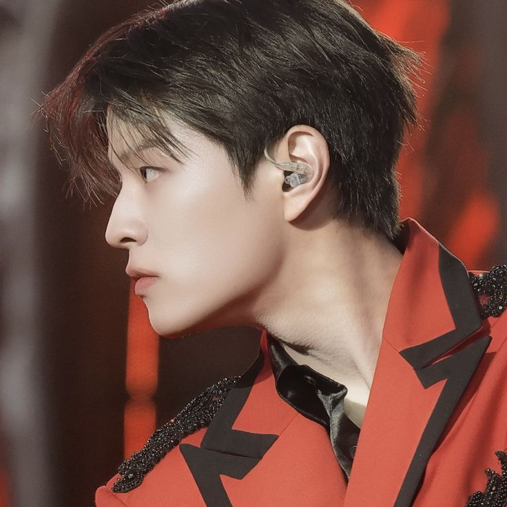 qtnini's tweet photo. o nariz do seungmin é tão lindo meu deus poderia passar um dia inteiro falando só dele https://t.co/D2Ytk8dGSv