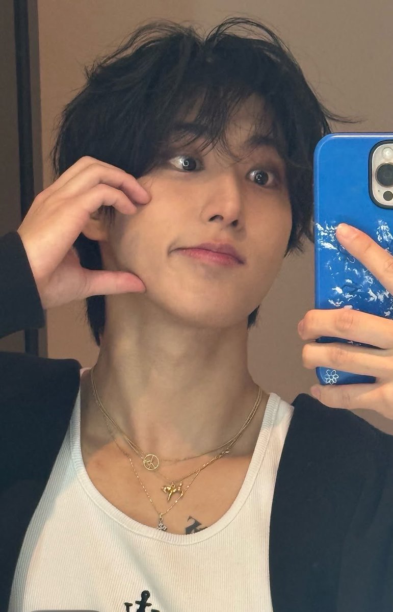 imskzhan's tweet photo. ᅠᅠ
Pap secakep ini mau dikirim ke siapa? Of course jadi penunggu gallery aja. Gatekeep foto cakep diri sendiri.
ᅠᅠᅠᅠ
ᅠᅠhttps://t.co/vVpsp2VPhK