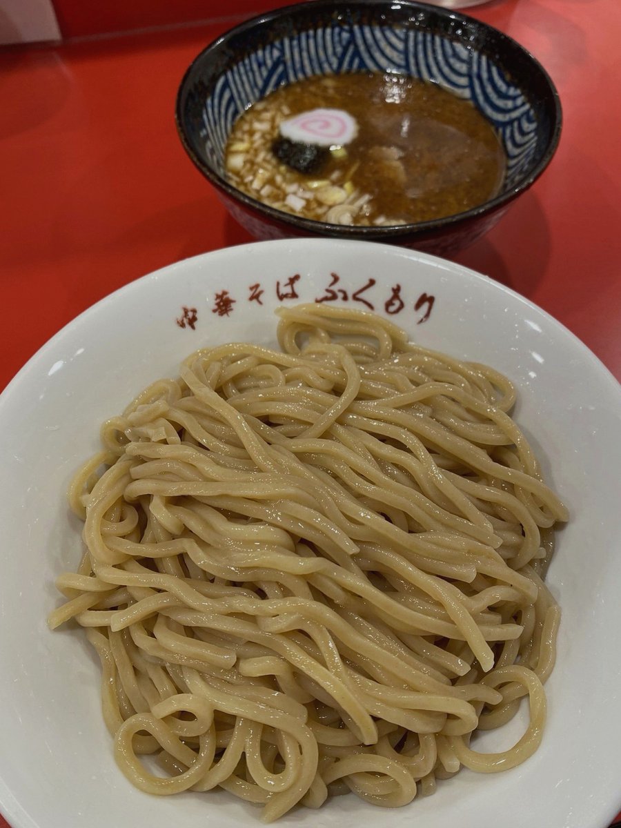 MichelleJa72826's tweet photo. ひとりでふらっと入ったお店、思いがけずお気に入りに。こういうのって運だよね？
#フォロバ100 https://t.co/XapUaY1Vx2