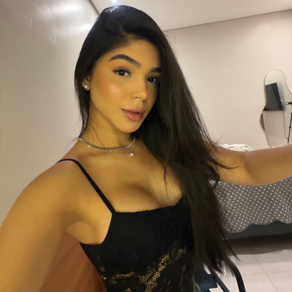 m78girls's tweet photo. https://t.co/4cTJuA2CIr