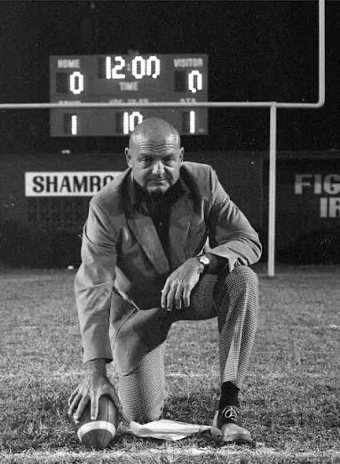 WHDPodcast's tweet photo. Day 509 of tweeting @NFFNetwork everyday until they DO RIGHT and put Erk Russell in the CFB HOF🦅 https://t.co/mSQ4Cu4kh6
