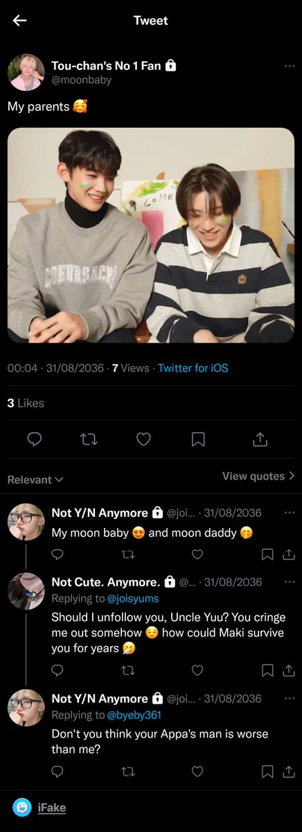 seekoflove's tweet photo. #When Moon baby is showing off his parents
#TsukiakariFamily ๐๐ฑ๐ถ
#JyoYumMak
#IlluminationSeries #Akari #Hoshiakari #Tsukiakari #Yukiakari #FakeChatAU #SocmedAU #dailyconvo โ๐ป https://t.co/z2LLrQo6o4