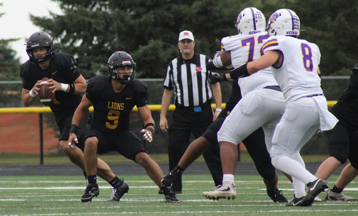 CraigShultz87's tweet photo. @ClearLakeFB Here's four more https://t.co/TbIRE0kZtG