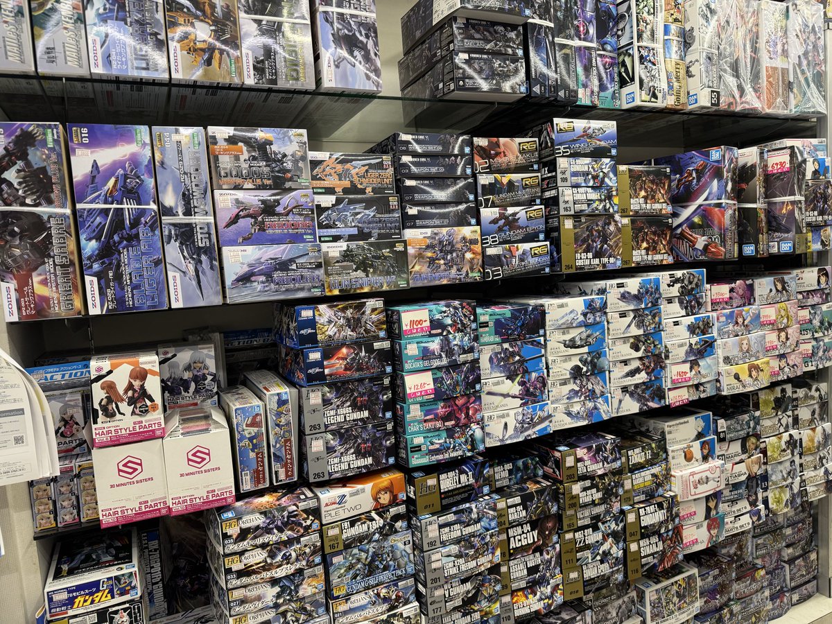 hatoyatoy's tweet photo. 本日のガンプラ再販です。よろしくお願いします。
#ガンプラ
#ガンダム
#バンダイ https://t.co/MF9IuuRaHH