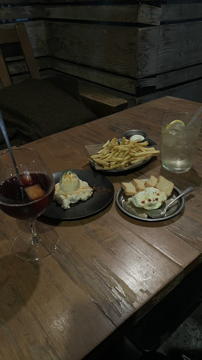 vxuqlm's tweet photo. 毎日おいしいごはんたべてる https://t.co/o1HH3L5Q7t