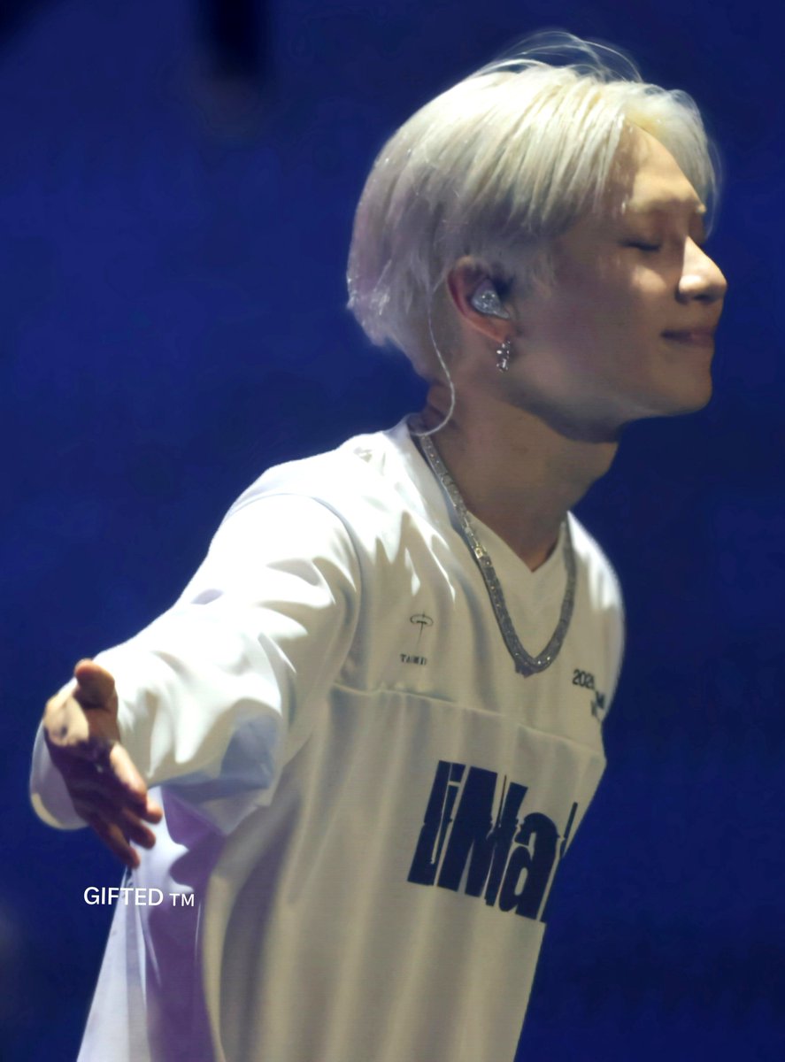 GIFTED_TM718's tweet photo. TAEMIN LiMiNaL
D1

#태민 #TAEMIN #泰民 #テミン #LiMiNaL  
#TAEMIN_LiMiNaL https://t.co/kxQ3SnjBOk