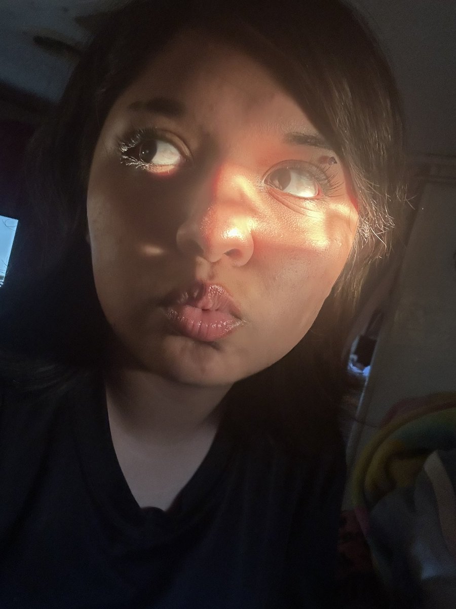 JustS0n4's tweet photo. My lil jolly ass https://t.co/YXS1CIFTn0