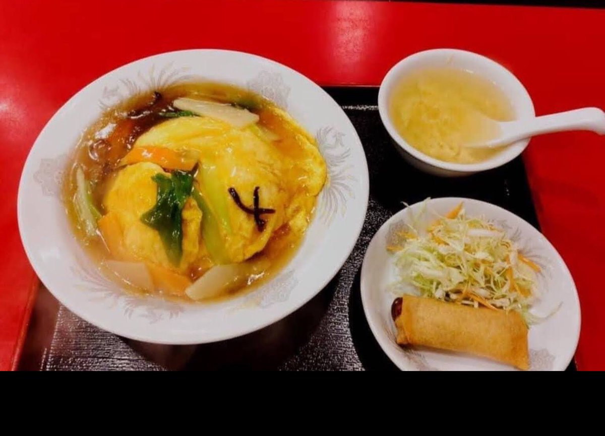 shanhairounara's tweet photo. おはようございます😊
ひがしむき商店街の上海樓です☺
毎度ご利用頂きありがとうございます！
最近、商店街の中にも日中に鹿さん🦌が来て、チラシ等を食べるようになりました😅
早朝には来てたことはあるんですがね💦
皆さまご注意を👍️ https://t.co/AfDffHO746