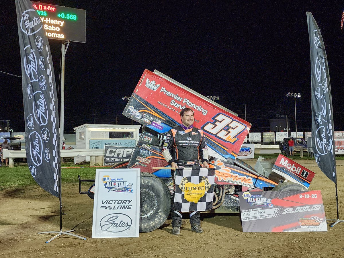 AllStarSprints's tweet photo. Cap Henry wins Night ☝️ of the Jim Ford Classic at @FremontSpeedway and stops in the Gates Corporation Victory Lane! https://t.co/nf4NYC7FJn