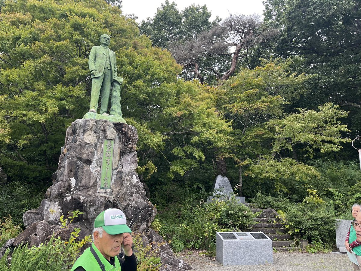 shiobara's tweet photo. ずっ��行きたかった憧れの地へ✨✨
スケールの違いと大先輩たちの元気っぷりに、圧倒された1日でした！

先日、塩原温泉の観光ボランティア「まちめぐり案内人の会」の研修旅行に行ってきました。

ここが安積疏水です❣️

#塩原まちめぐり案内人　#安積疏水 #那須疏水 #ウォーキングツアー #自然散策 https://t.co/rdtxzdLysx