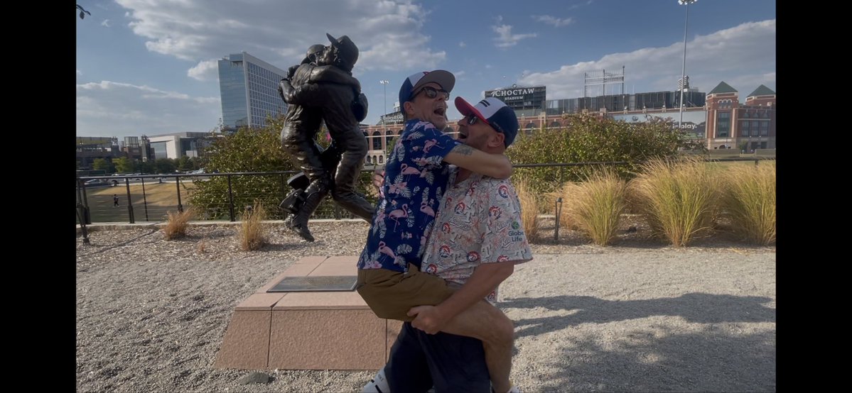 MikeSirois's tweet photo. Full Rangers weekend series bet payoff for @thedumbzone. Promises made, promises kept. https://t.co/cJHfgEOvfO