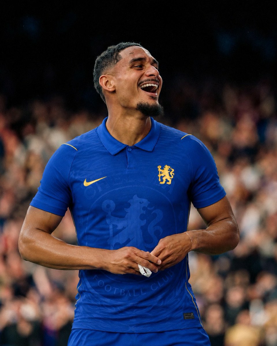 atmawiratna_'s tweet photo. Better than Saliba katanya, bahkan dibandingin sama konsa aja masih bagusan konsa 🤣

Fans Chelsea ini kenapa sih doyan banget ngecompare dan ngeklaim pemainnya sendiri lebih baik dibanding pemain Arsenal 😂

Caicedo lah, palmer lah, sanchez lah, lacroix lah.. dan masih banyak lagi..

Ujung ujungnya yang ngejawab bukan kita, tapi fakta dilapangan 🤣