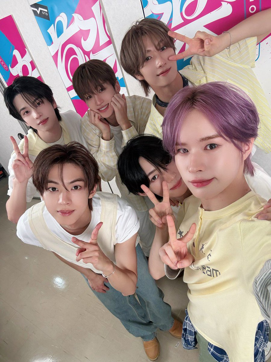 TWS_INTL's tweet photo. [PHOTO] 260919

TWS Japan Official Line Update

"​Following last year, we appeared on Otodoraku again this year!
We talked about all sorts of things and even took on a borderline challenge!
It was such a fun time!
Thank you so much to everyone who watched!"

#TWS #투어스 #247WithUs @TWS_PLEDIS