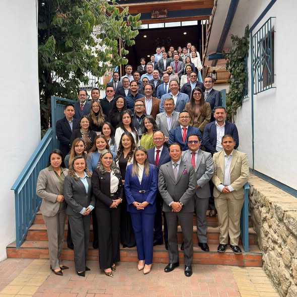 CooperativaJEP's tweet photo. Algunos de los mejores momentos que nos dejó el taller de Planificación Estratégica 2027 - 2028. 🙌¡Una jornada de colaboración, diálogo y trabajo conjunto! https://t.co/LnE0BezPDl