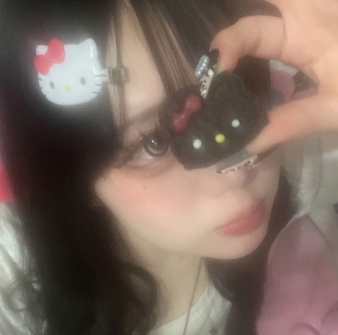 rkrmartin's tweet photo. 無人店舗って、商品が自動で出てくる自販機の進化系か？
でも買って帰ったら、「あれ？もう少し話しかけてほしかった」と思う時も。最終的には、みんなに優しい空間でありますように。 https://t.co/uUpKFfZIsW