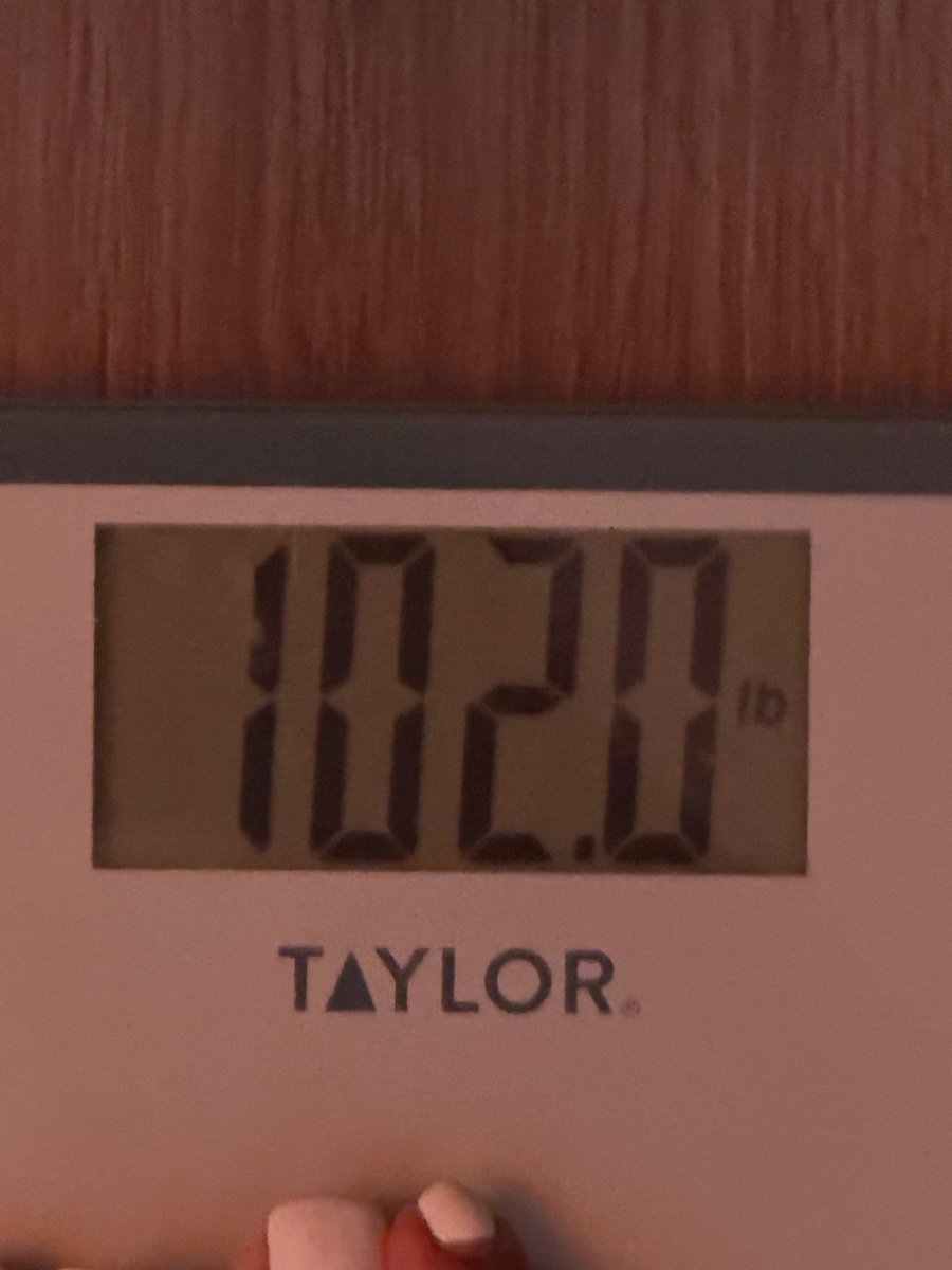 miniforeva's tweet photo. Hit 102 lbs today, i need tips on a longer fast #edrtwt https://t.co/FpYnLKZDeN