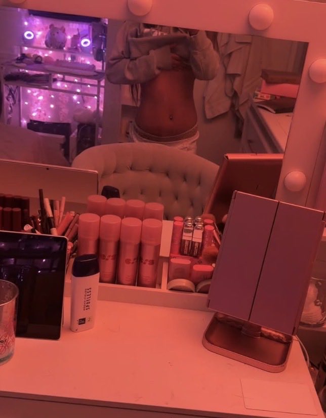 miniforeva's tweet photo. Progress but i still feel like the biggest cow #edrtwtㅤ https://t.co/wHjRzn5D7d