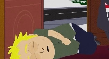 mice985's tweet photo. he lays like how rabbits rest on their sides to sleep https://t.co/avapofws4A