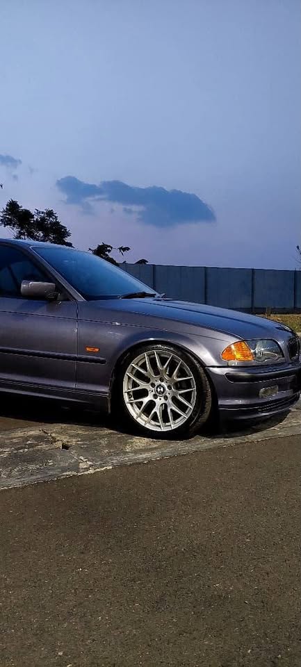 otomogarage's tweet photo. BMW E46 318i M43 Automatic 2001 dengan harga Rp55 juta.

Mesin M43 sehat, transmisi matic sehat, dan menjadi basis E46 yang menarik untuk penggunaan harian maupun peremajaan bertahap.

Detail:
https://t.co/RUASrNfwup
#BMWE46 #BMW318i #OtomoGarage https://t.co/cg0OKKwg5U