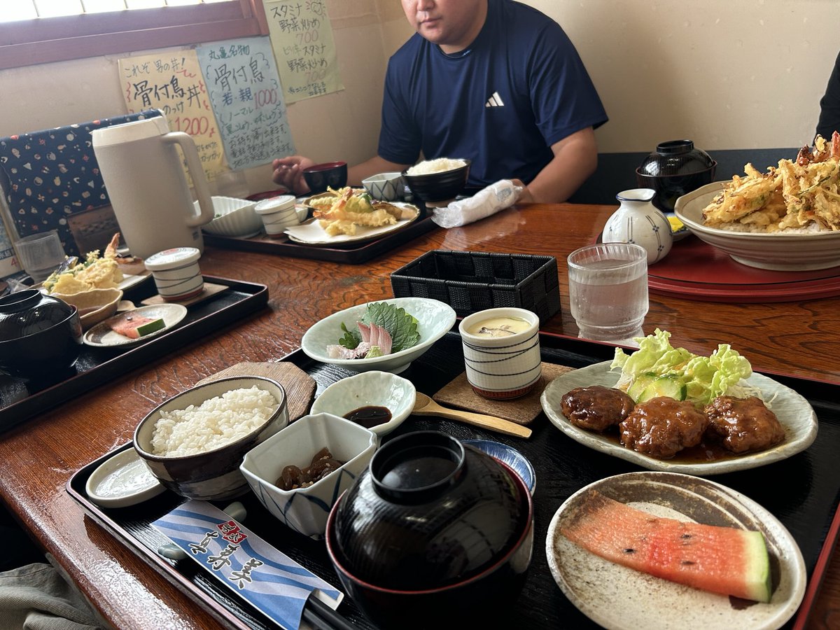 chrw_100's tweet photo. 明日息子は21歳になります㊗️ https://t.co/K0euKEMqeW