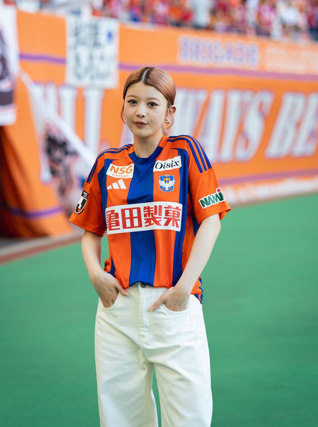 albirex_pr's tweet photo. ／
新潟県出身の女優🧡馬場ふみかさん💙来場！！
＼

17：15から「ミヨッテ」でミニトークショー🎤💭
ハーフタイムに場内一周🏃など、たくさんのイベントにご参加いただきます！

ぜひ、一緒にスタジアムで盛り上がりましょう！！🔥

⚠️上記出演内容・時間は、当日の状況により変更になる場合がありますので予め
     ご了承ください。
⚠️イベントへの移動中のサインや写真・動画撮影、「ミヨッテ」出演時の写真・
     動画撮影はご遠慮ください。
     ご理解とご協力をよろしくお願いいたします。

＃albirex ＃アルビレックス新潟
