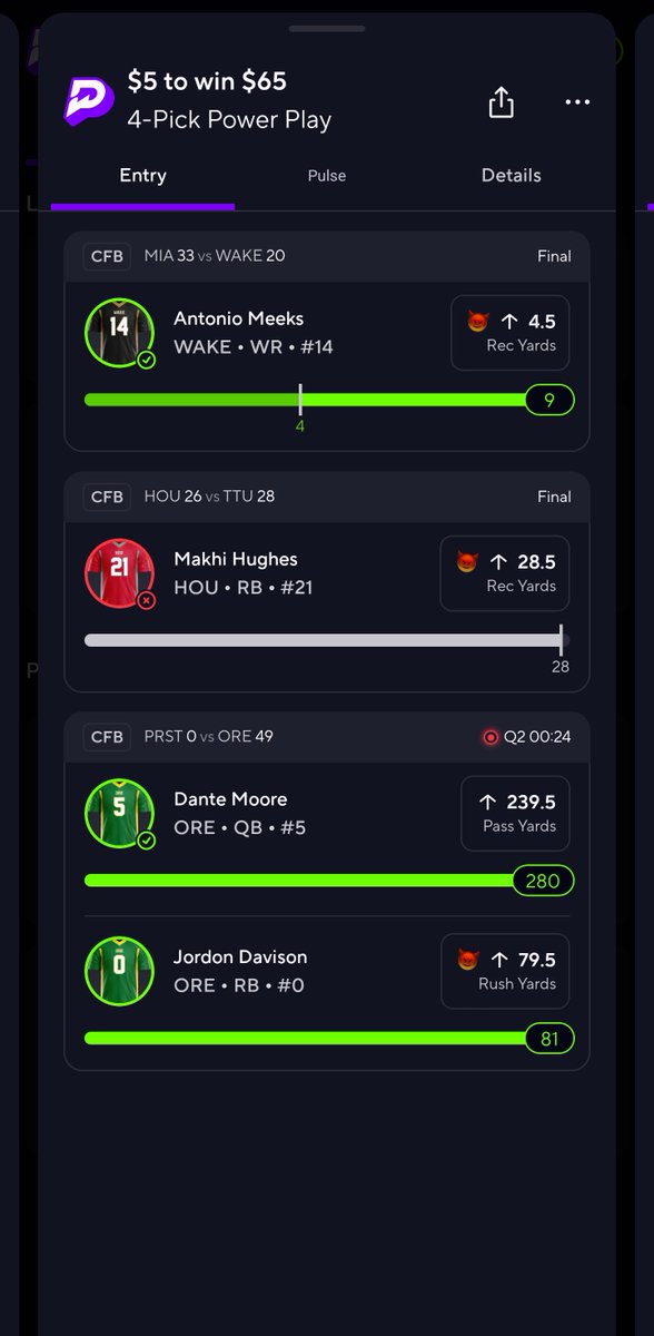 qlt214's tweet photo. Come on @PrizeSupport make it right. Hughes clearly had 3 catches and was only credited for two https://t.co/hQ6mWBl24Q