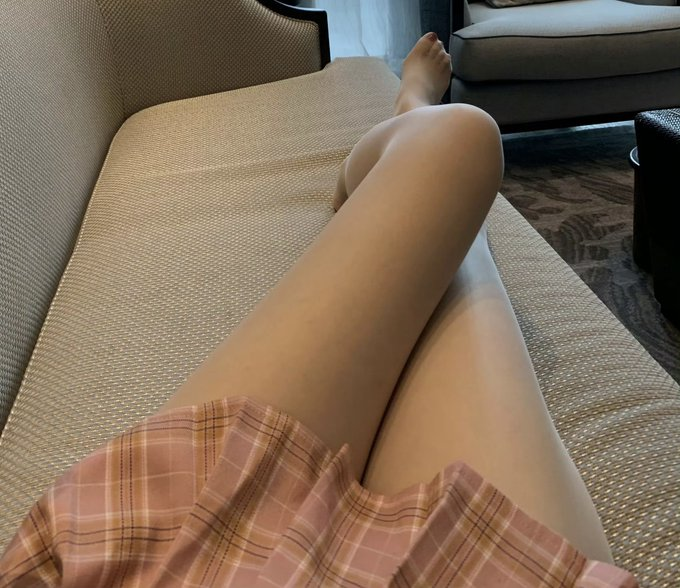 PitchsineePl's tweet photo. 恋足的有眼福了 https://t.co/ioKAB6dR11