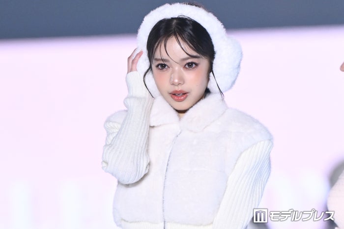 modelpress's tweet photo. 【❤️TGC 2026 A/W❤️】

MORE STAR中山こはく、ボリュームイヤーマフがキュート「透明感がすごい」「スタイルの良さが際立ってる」の声
https://t.co/cDKQHz16SY

#マイナビTGC #TGC @kohaku_ms0730 https://t.co/3TgVjSvbI7