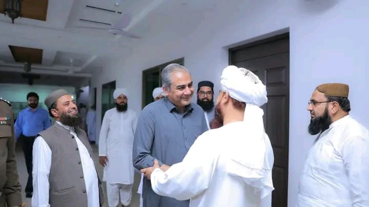 irxx7h's tweet photo. مذہبی درباری معاشرے میں مجاہد نہیں کھسرے پیدا کر رہے ہیں
رضائ  لونڈے تو کھسروں سے بھی بدتر نکلے
رضائ لونڈے تو جرنل باجوہ کے دربار سے چندے مانگ لاۓ تھے۔۔ہر دور کے درباری دیکھنے ہوں تو رضائ گینگ سے رابطہ کریں کیونکہ یہ درباری دہشتگرد اور اہلسنت کی ڈرپوکی کا باعث ہیں
#ملنگ_قبیلہ https://t.co/Tw8zSy1uAt