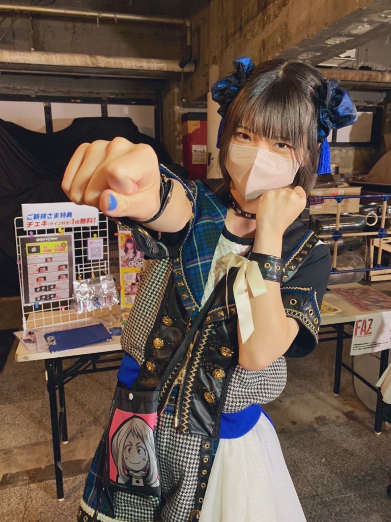 hummer_t's tweet photo. 年度別葵まおちゃん右ストレート集🤛 https://t.co/cM1UBaC6Gu