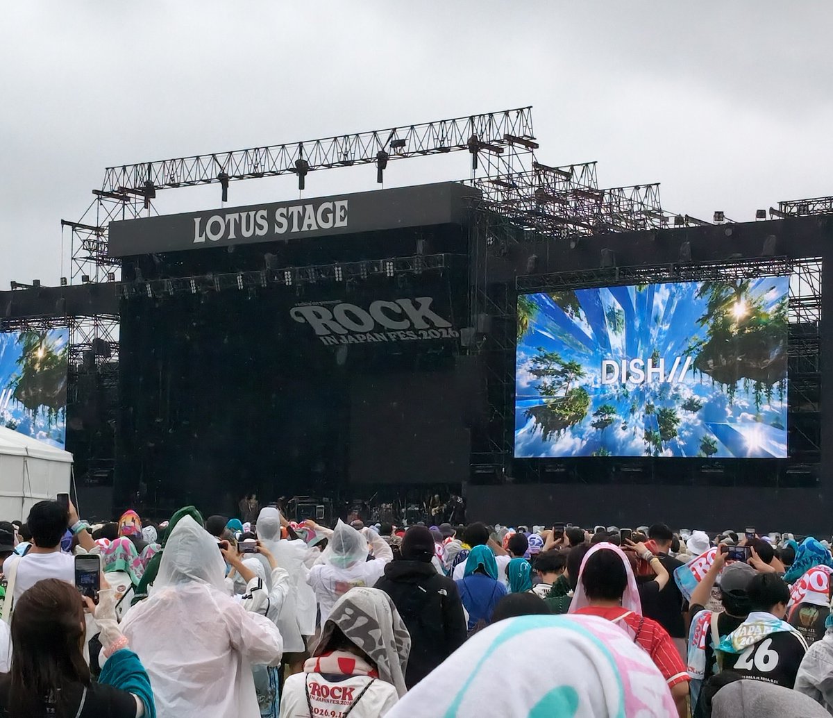 RIJF_fcinfo's tweet photo. ROCK IN JAPAN FES. 2026
9/19(土)ロッキン DAY3🏕

DISH//　セトリ
1.未完成なドラマ
2.しわくちゃな雲を抱いて
3.エール
4.泣くもんさ
5.勝手にMY SOUL
6.Seagull
7.愛の導火線
8.沈丁花

セットリスト・ライブ配信
https://t.co/NeHqfutkZO

#RIJF2026 #ロッキン https://t.co/zn1PMif8Lo