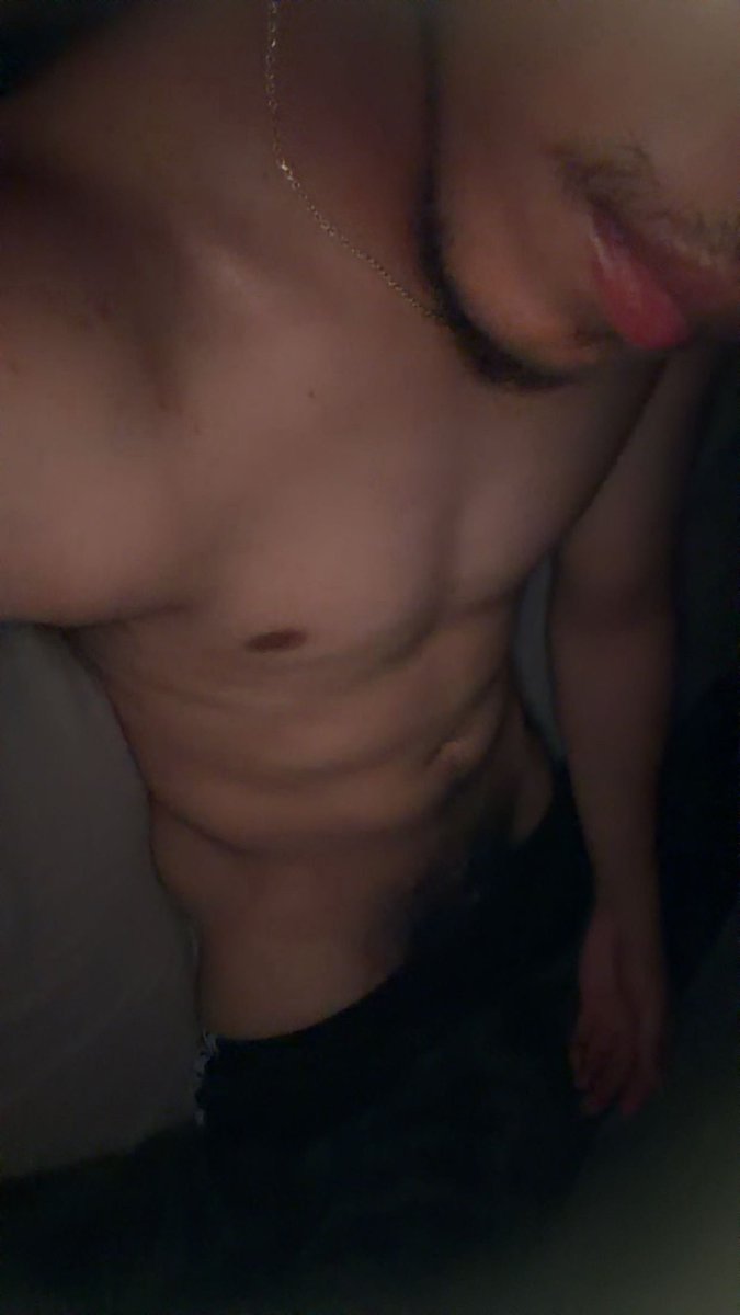 cityyboycurtis's tweet photo. currently.. https://t.co/4nOClxmLlT