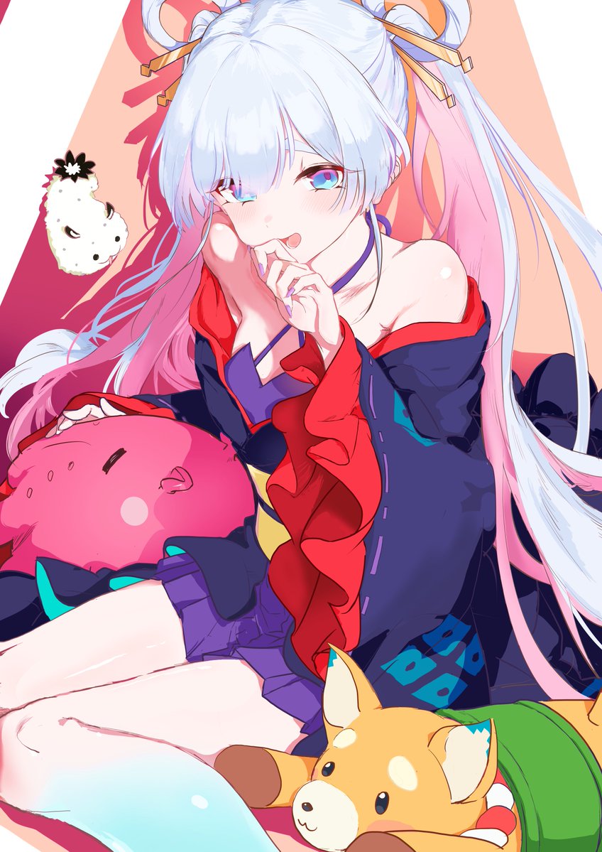 YoShi_0f's tweet photo. かわいいぬいぐるみに囲まれたヤチヨ! https://t.co/2a18HYjiGV