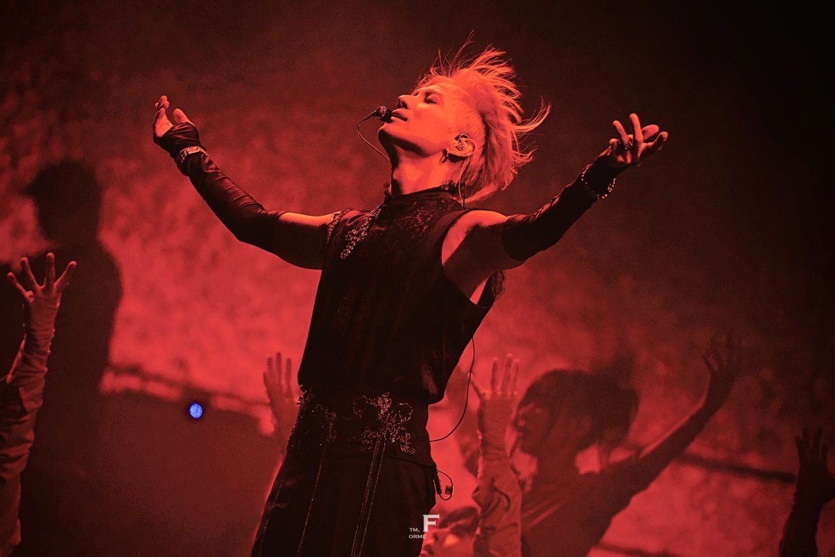 tm_f_orme's tweet photo. 260918 TAEMIN WORLD TOUR <LiMiNaL> in SEOUL

#태민 #TAEMIN #テミン #泰民 https://t.co/R2j5TPdDz6