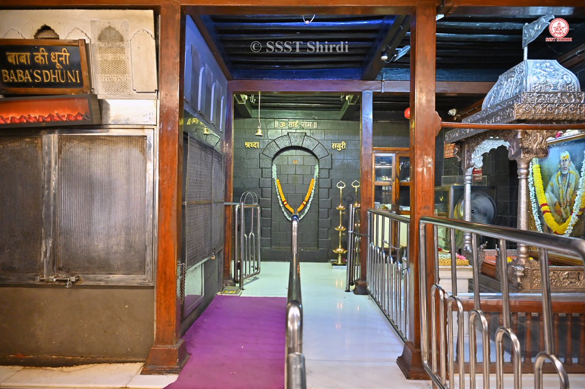 SSSTShirdi's tweet photo. *!! ॐ साई राम !!*
*श्री साईबाबा संस्थान विश्वस्त व्यवस्था,शिर्डी*
*!! ॐ Sai Ram !!*
*Shri Saibaba Sansthan Trust, Shirdi*
≈≈≈≈≈≈≈≈≈≈≈≈≈≈≈≈≈ 
*आरती :- माध्यान्ह आरती*
*शनिवार १९ सप्टेंबर २०२६*  
*Aarti :-  Madhyan Aarti*
*Saturday 19 September 2026* https://t.co/ls7xLehMcc