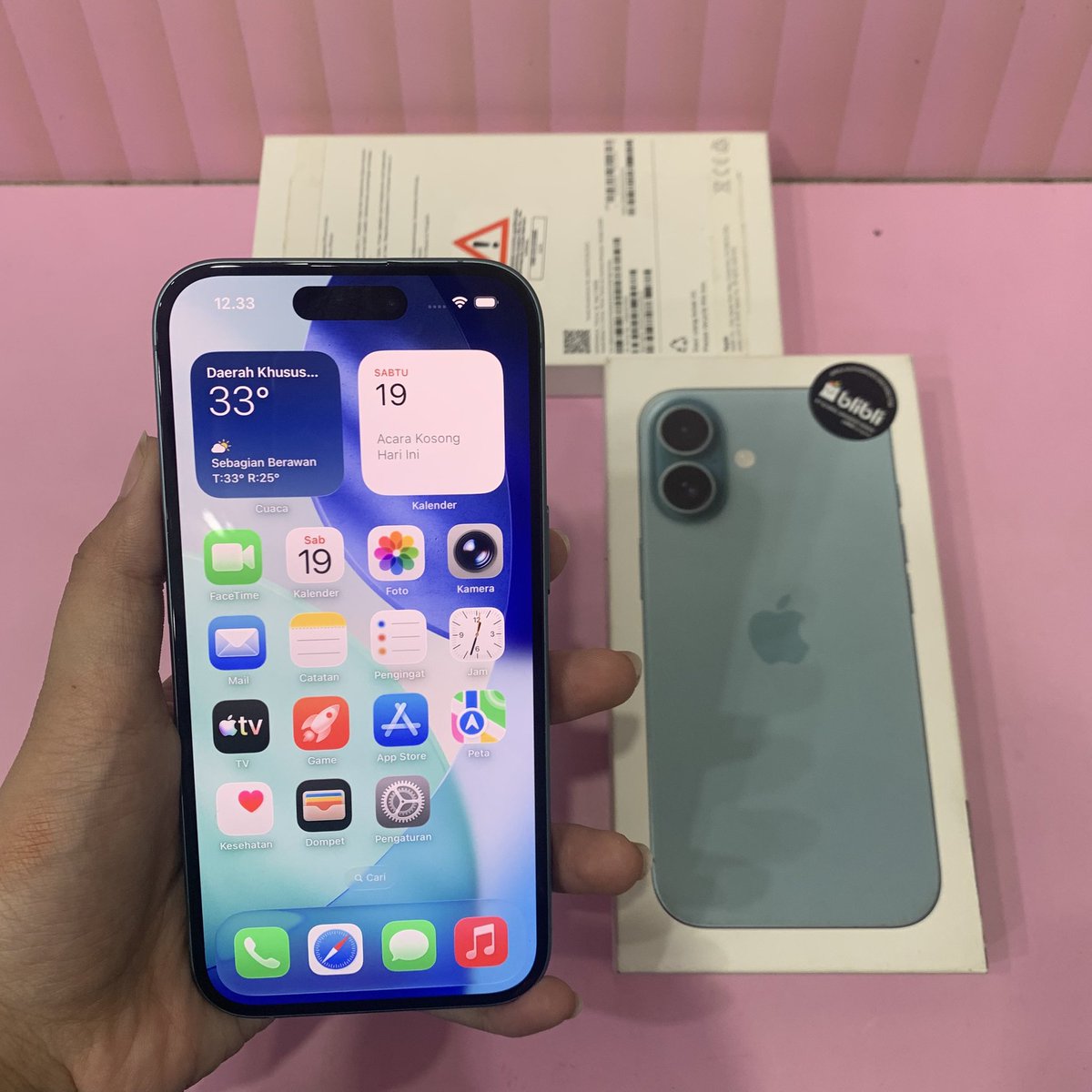zndy44__'s tweet photo. IPHONE 16 128GB RESMI

• Fullset Original
• Garansi On Desember 2026
• BH 96%
• Cycle Count 312x
• Kondisi 96% mulus
• Sisanya lecet pemakaian wajar
• Siap pakai

Bogor | COD | Bisa Tukar Tambah | Rekber Shopee 1,11% | WA: 0895364323338
#wts #zonauang #zonajajan https://t.co/LkbvwWW8pN