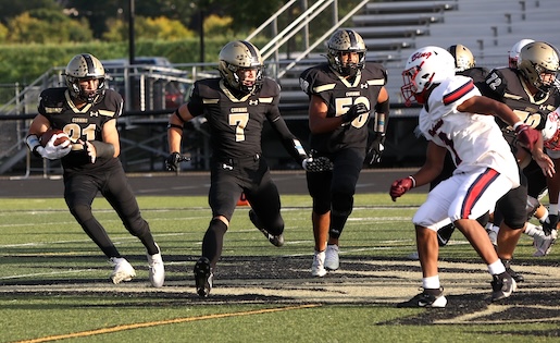 TierReport's tweet photo. SECTION 4 FOOTBALL: CORNING STARTS FAST IN WIN OVER BINGHAMTON (24 PHOTOS). . . @corningfootba11 

https://t.co/A1Yyc1zr2a

PHOTO GALLERY FROM THE GAME: https://t.co/SyE1rXgaIx https://t.co/r5IWEmCelK