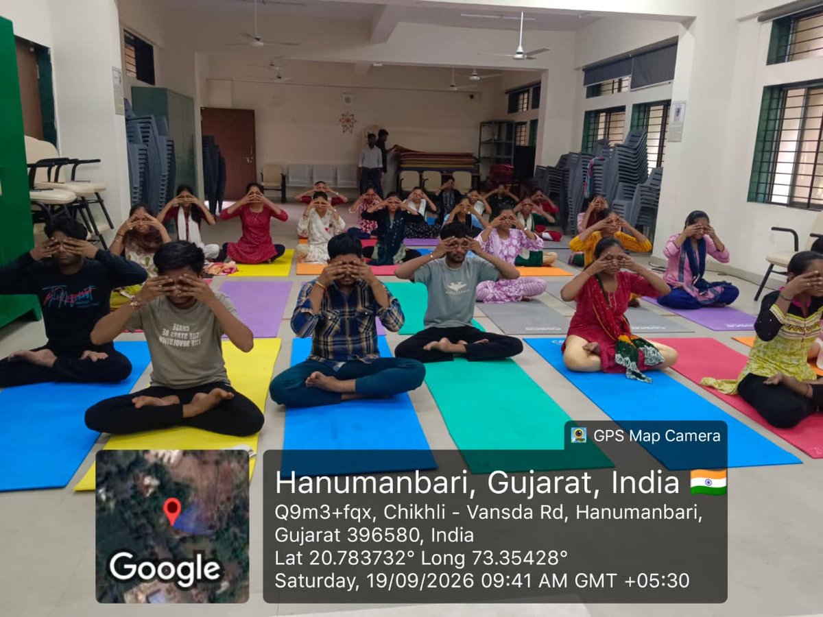gbedvansda's tweet photo. 🧘‍♀️ Yoga Session 🧘‍♂️

19 September 2026

Government B.Ed. College, Vansda organised a Yoga Session on 19 September 2026 to promote physical well-being, mindfulness and holistic development among the trainees.
🧘 Ms. Darshana Tandel demonstrated various Yoga Asanas. https://t.co/qQSbHLtD3l
