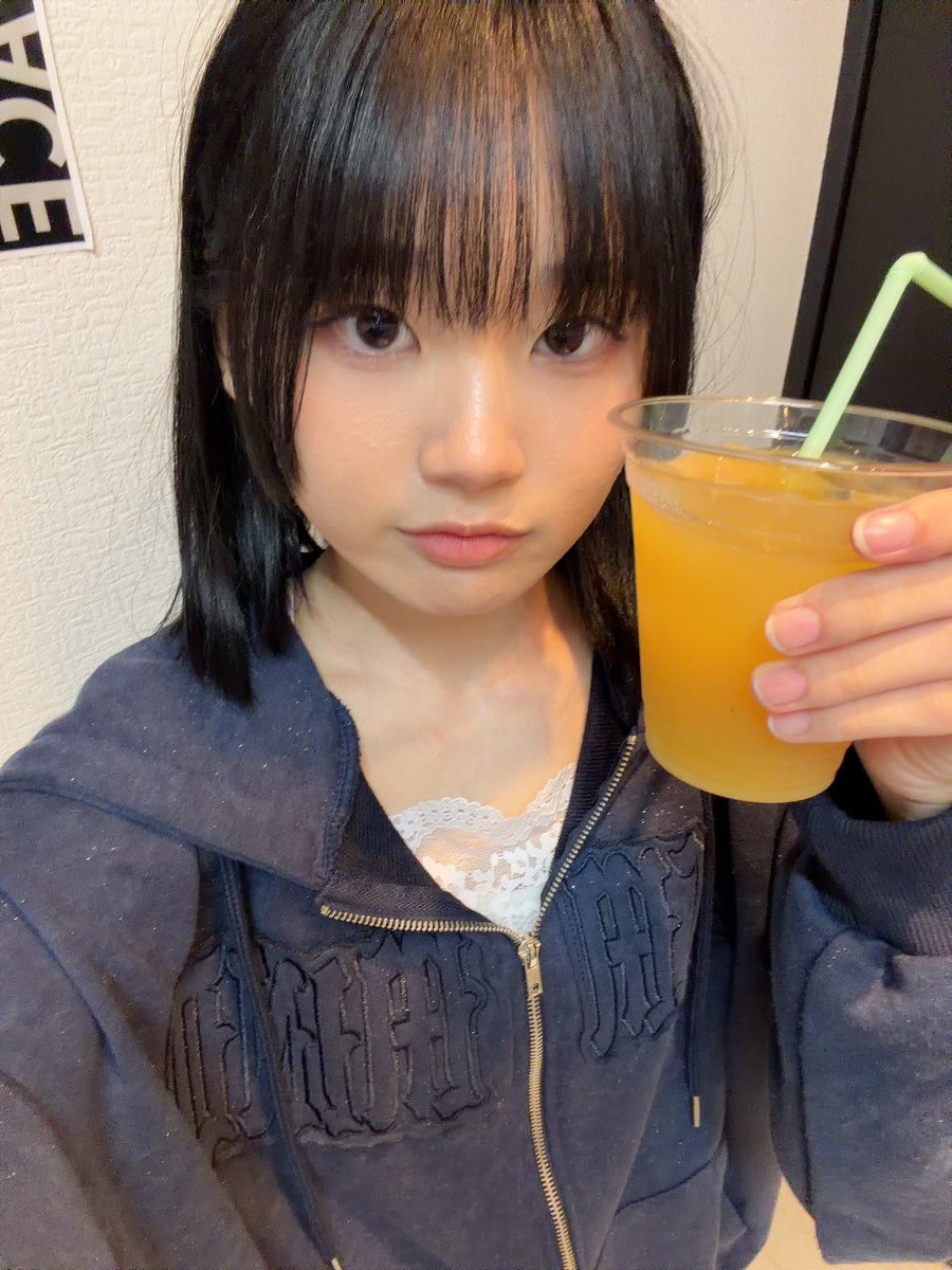 aoi_Voyage's tweet photo. 今日は2回しありがとうございました！コールしてくれてめっちゃ嬉しかったです🥹💗
チェキもはじめましての人いっぱいで幸せでした！みんなまた会いに来てね？！ https://t.co/sbmRnhb4uX