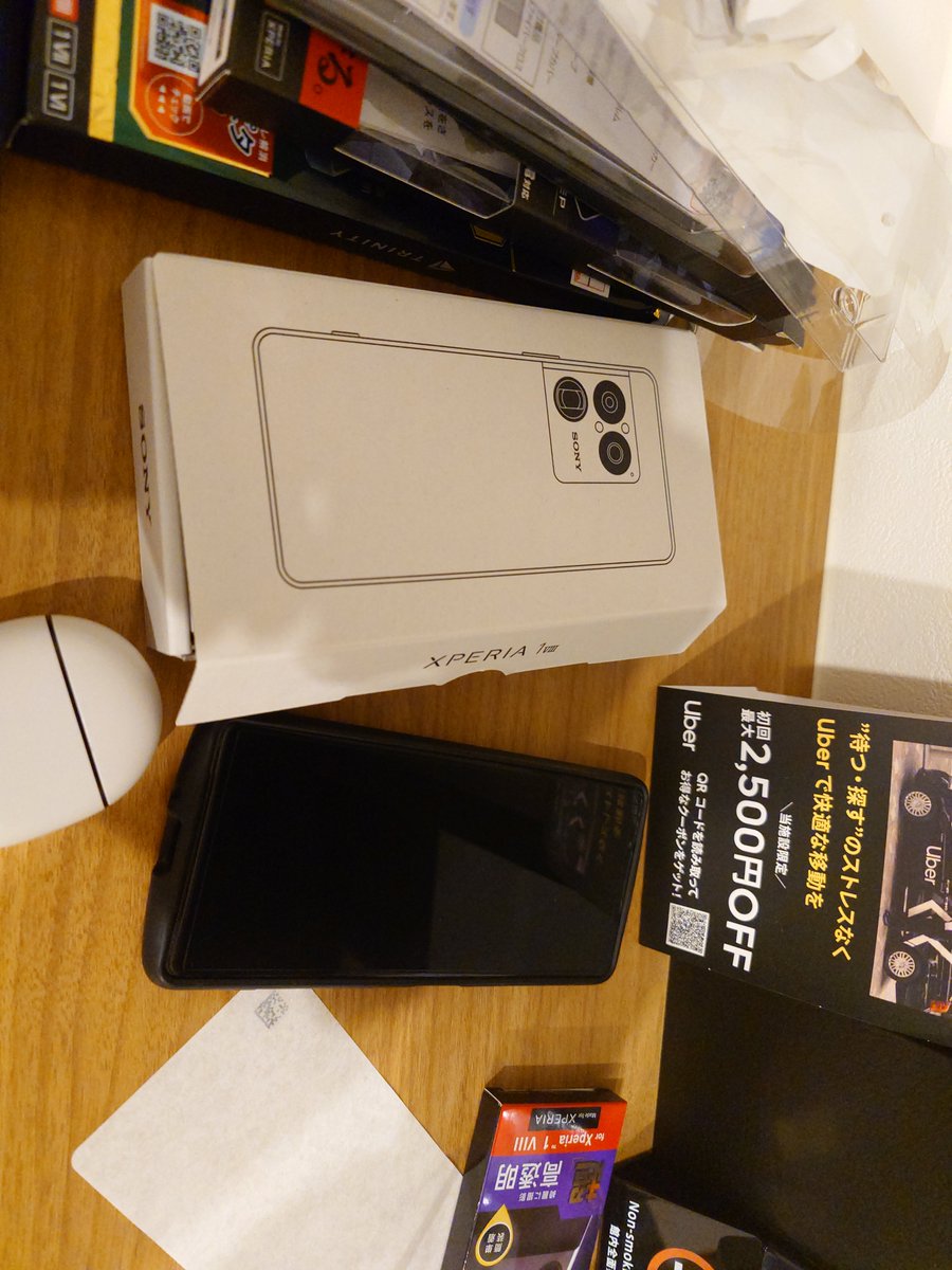 testtesttt12344's tweet photo. my new gear

と新幹線の中で急にショートして文鎮化してくれやがったおかげで旅行中に強制デジタルデトックスさせてくれたold gear

死ぬかと思った https://t.co/M8aduhb3v9