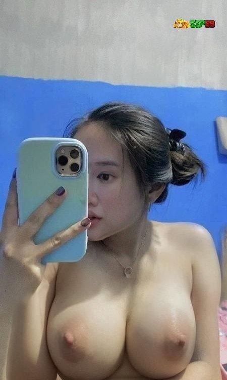 raraabelle's tweet photo. abis mandi mirror dulu sebelum pake baju 

https://t.co/SWQpVqJbiX https://t.co/OWvDXuQ2C6