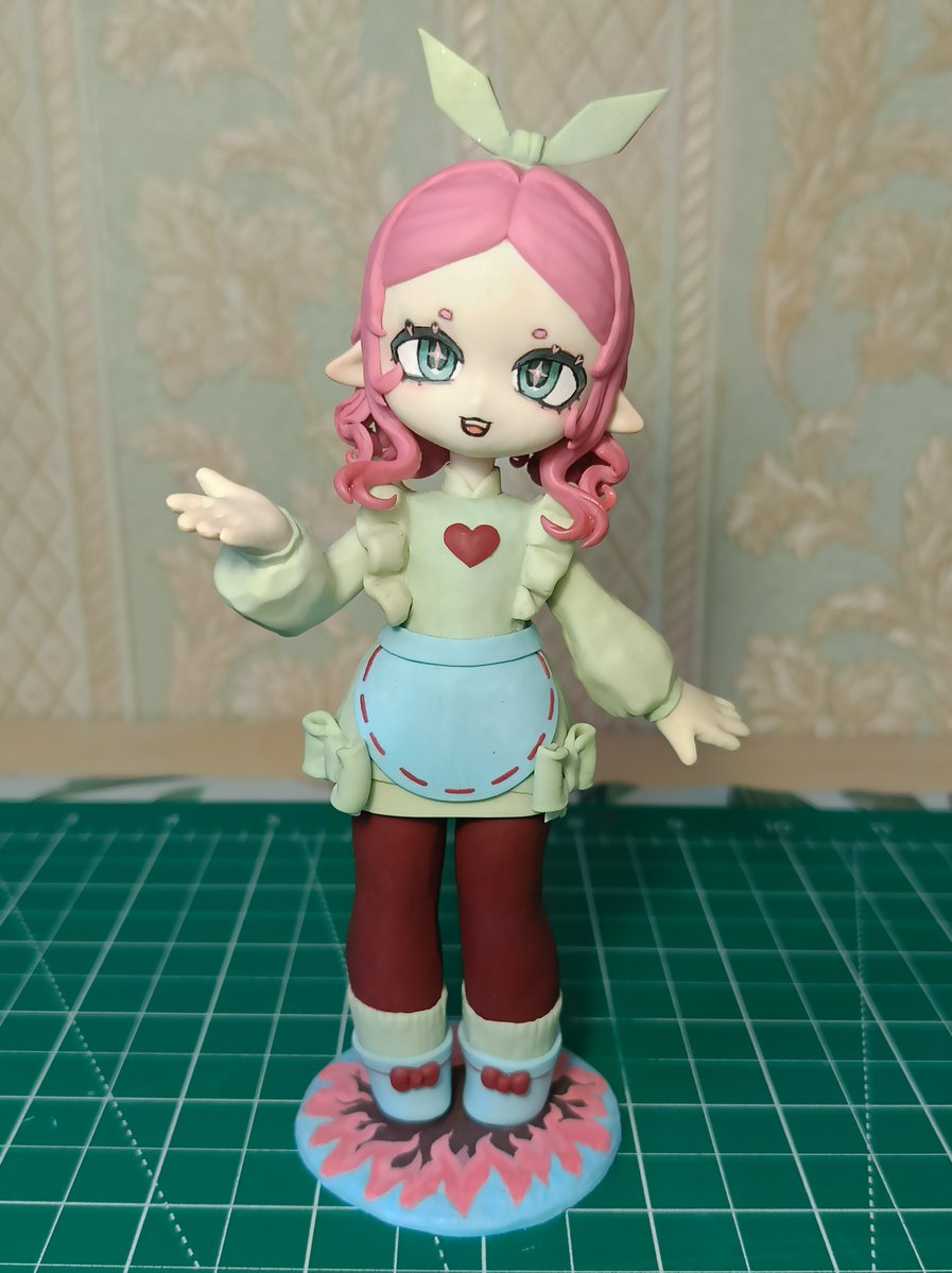 SDiskordia's tweet photo. @ArtsByNatalia3 I'm also a 2D artist, but I want to open commissions for custom polymer clay figures. There's nothing more rewarding than turning other artists' OCs into real-life figures! I truly love it, here are some of my works: https://t.co/sYrh4LdZZc
