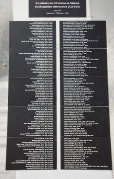 JcBrisard's tweet photo. Il y a 37 ans, le 19 septembre 1989, l’attentat perpétré par la #Libye contre le DC-10 d’UTA au-dessus du #Niger faisait 170 morts de 18 nationalités dont 54 Français #NeverForget https://t.co/OwXHlpM2Lm