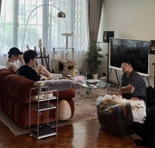 sia_Izu_mii's tweet photo. めっちゃくつろぎモード😆
#KristPerawat

Cr.IGS neenneeen https://t.co/1yeHW8tXIB