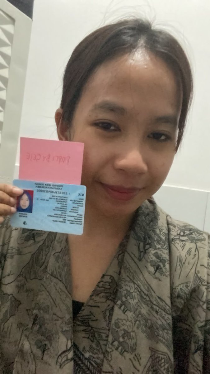 onlyyysj's tweet photo. HELP RT‼️
SCAMMER PINPRI !!!
EKA PUSPITA RINI ujung wa 9842
Norek 1360034891603 mandiri, Telah membawa kabur uang senilai 145.000 ngilang pas japoan,dom karanganyar semarang, kerja di PT KREASI INDAH BUSANA SEMARANG, hutang kecil aja ga kebayar! #zonauangㅤ #zonajajan #pinpri https://t.co/WOpHeSD5jk
