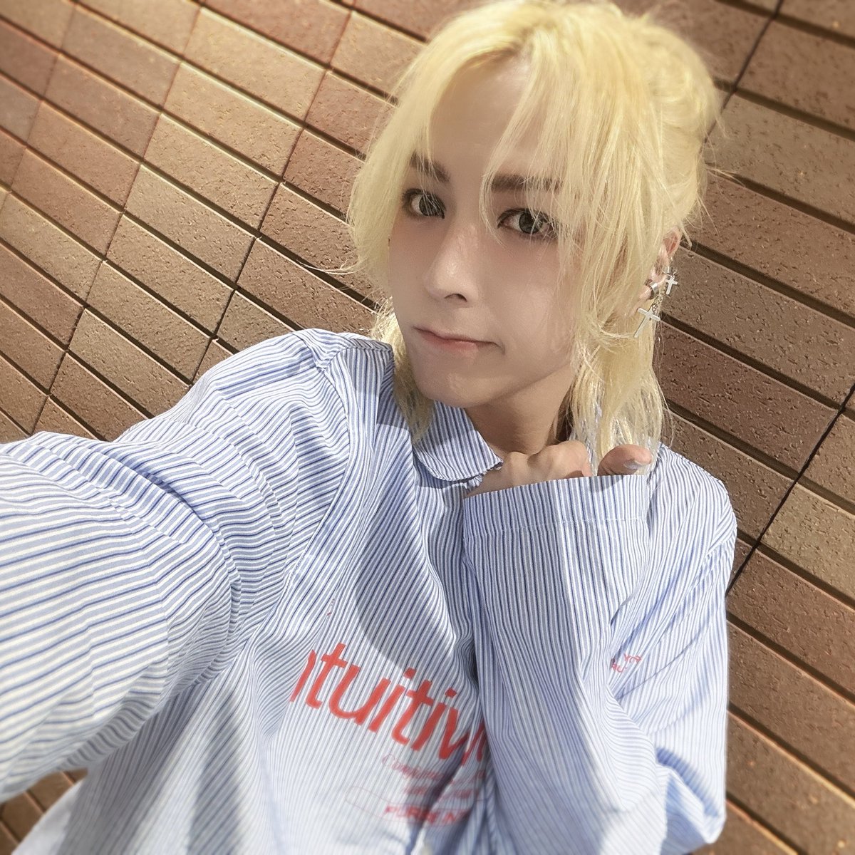 shouta0811aoi's tweet photo. ご来場、そして
お呼びいただきありがとうございました😊

ワイワイ楽しいよりもしっかり目の話が多かったけれど、今の自分だからこそ話せることなどまだまだ時間が足りなかった🤭

でも、こちらとしても
しっかりした時間を過ごせました。
最初から最後まで身の回りの進行や誘導をしてくれた学生スタッフのみんな！
本当にありがとうね！
嬉しかった！

また呼んで‼️