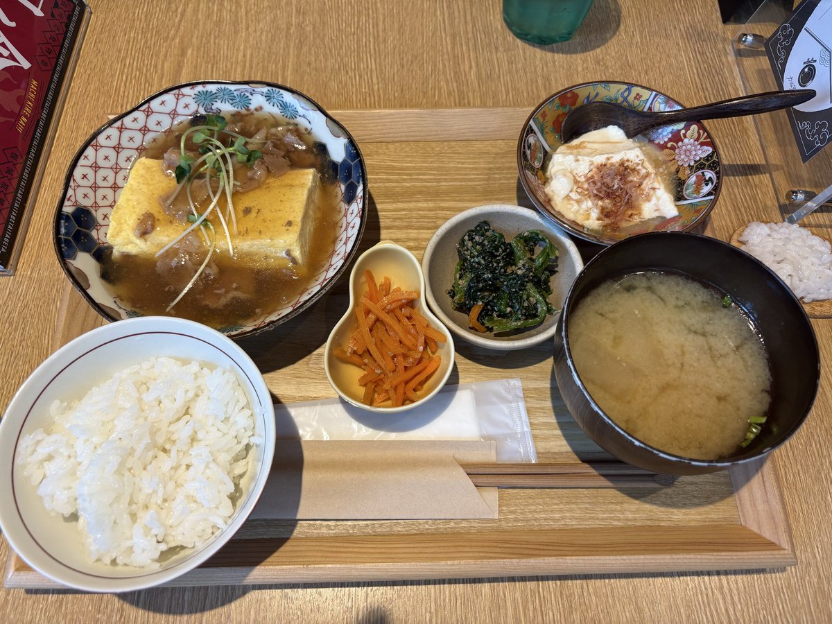 zenbusuki04's tweet photo. 初めて行ったけど、美味しかったー😄 https://t.co/AgtEpNHfII